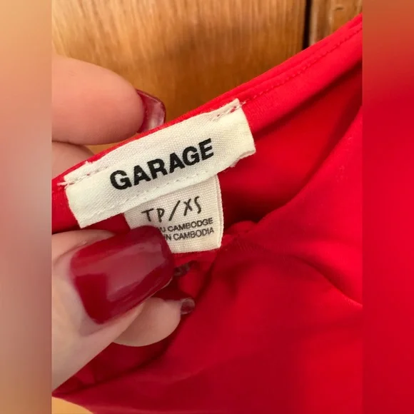Garage size, x-small red Cami, like new - Picture 2 of 4